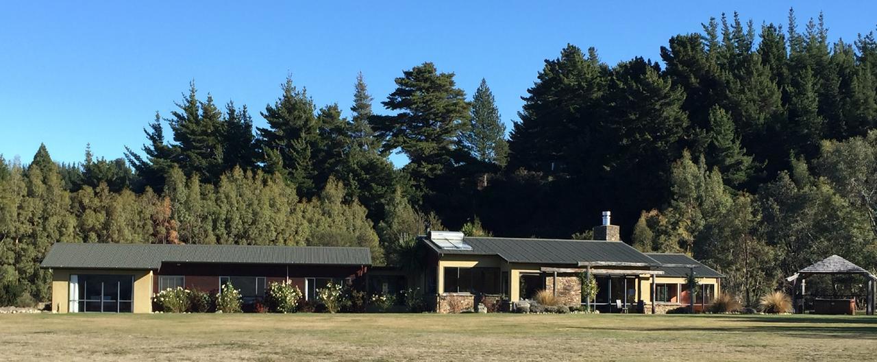 Mt Maude Country Lodge Lake Hawea Exterior photo